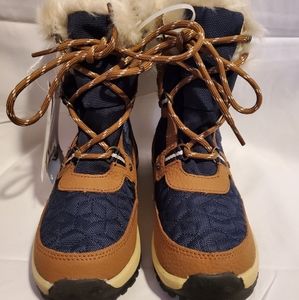 Bearpaw boots